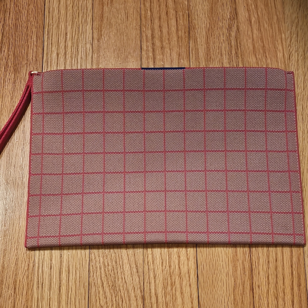 Rothy's The Wristlet in Desert Pink Windowpane
